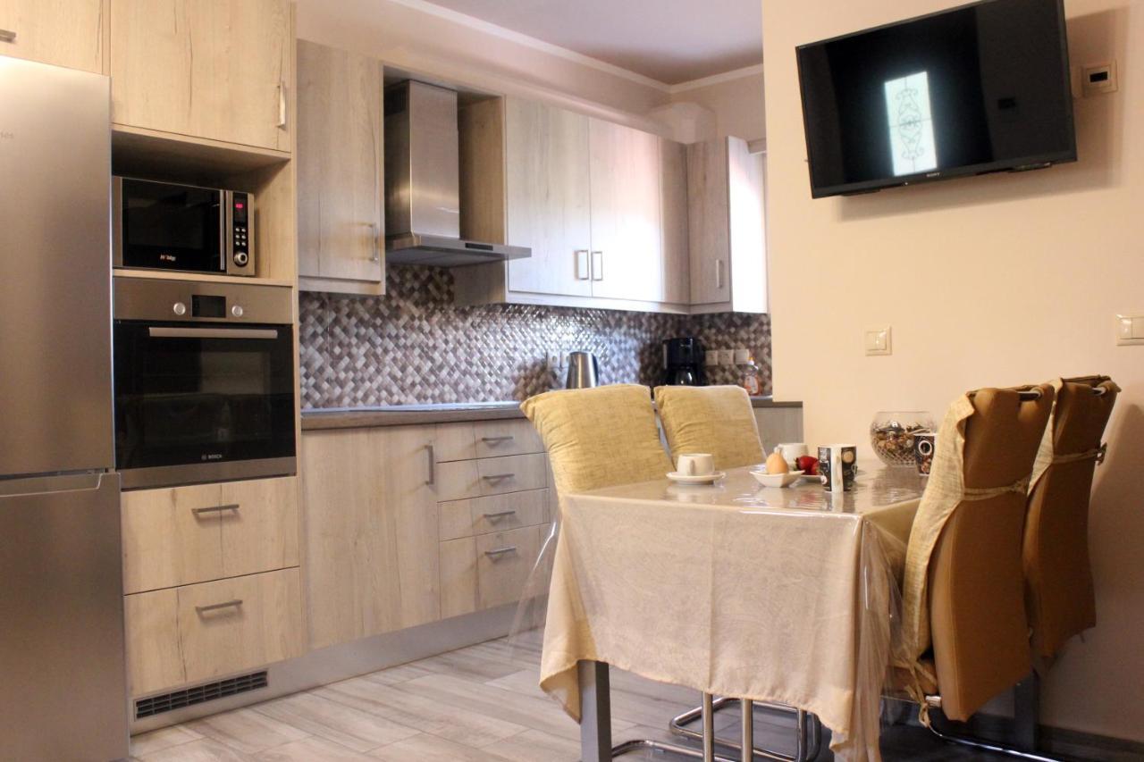 Theos Apartments Agios Stefanos Avliotes  Exteriör bild